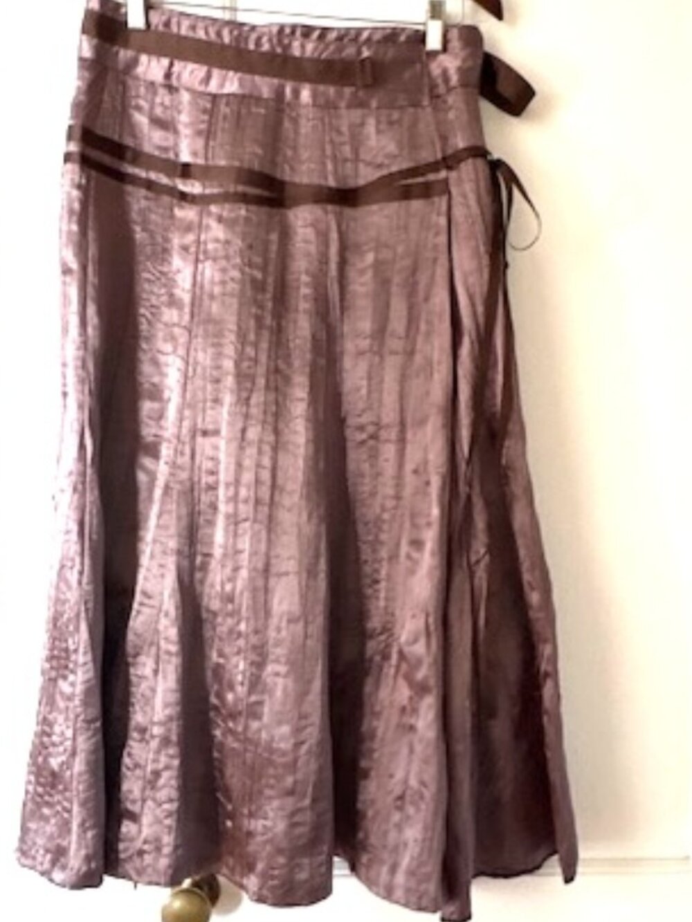 Vintage Y2K Metallic Crinkle Contrasting Velvet Ribbon Trim MidiSkirt